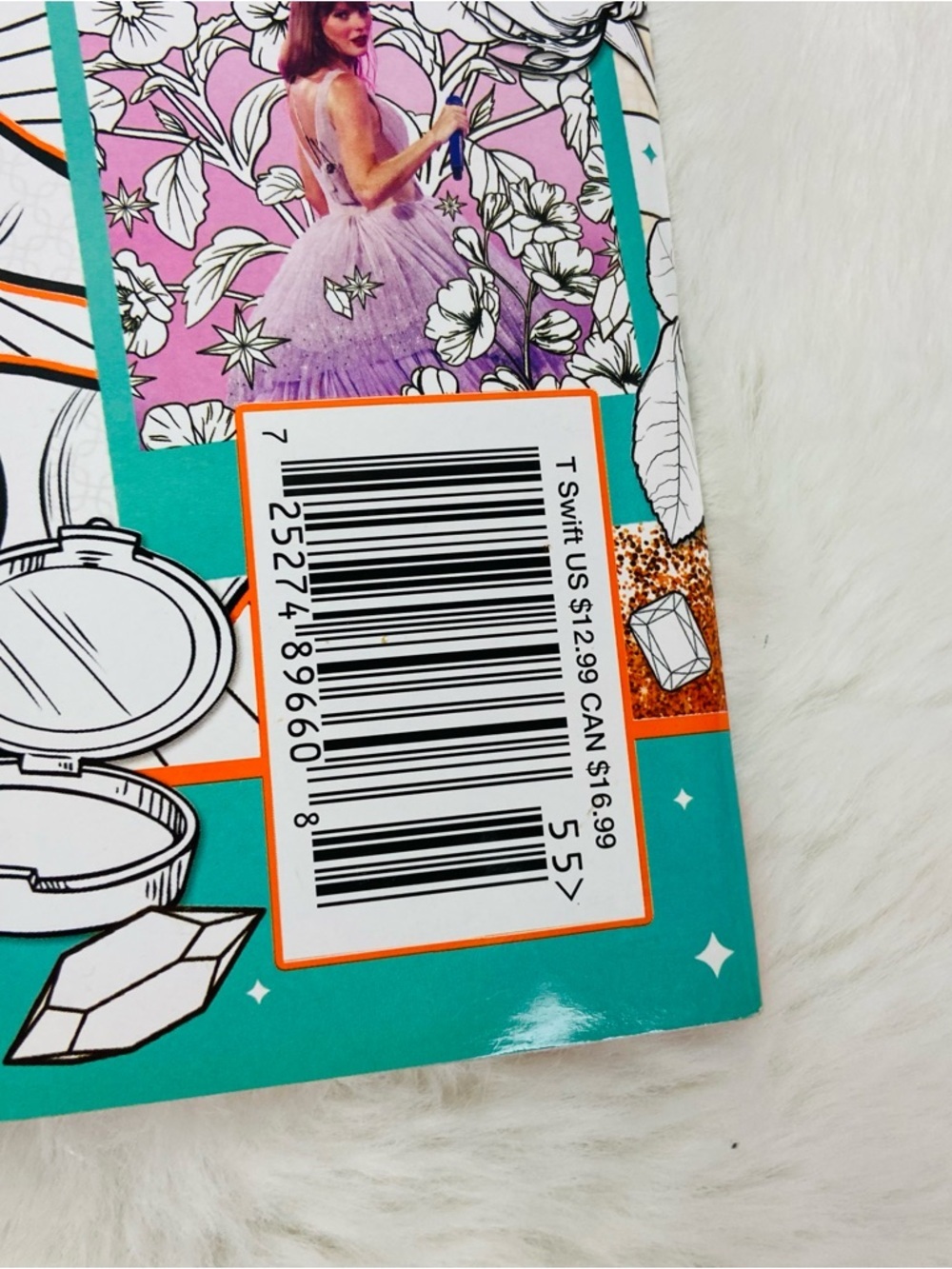 Taylor Swift Coloring Book all 12 eras to color plus 8 Taylor art cards - Picture 4 of 8